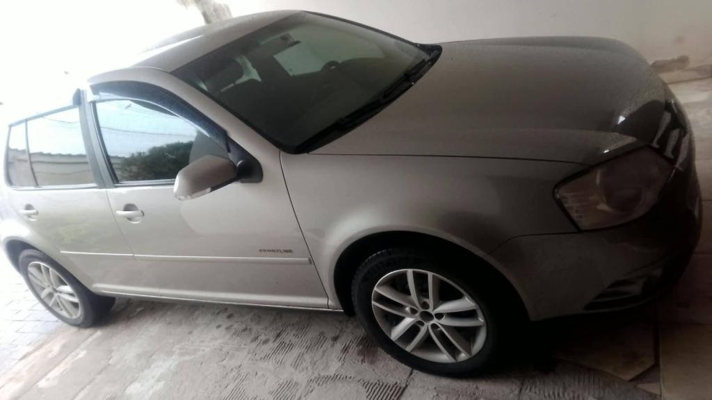 VOLKSWAGEN Golf - Foto