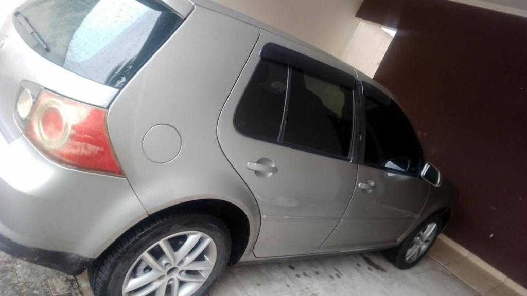 VOLKSWAGEN Golf - Foto