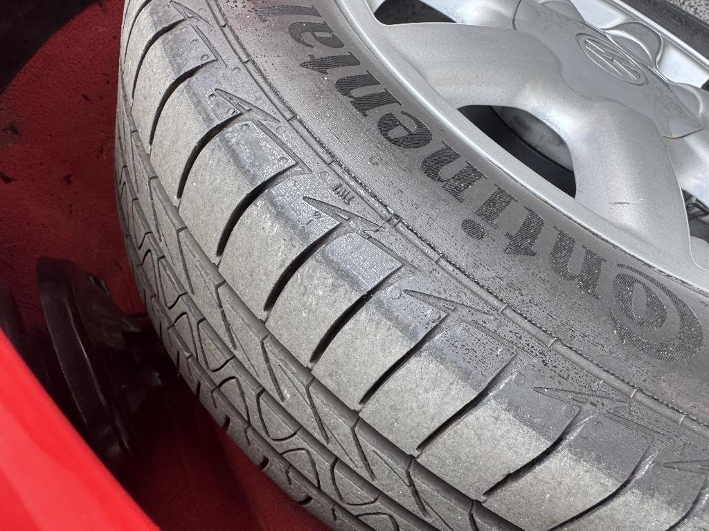 VOLKSWAGEN Golf - Foto