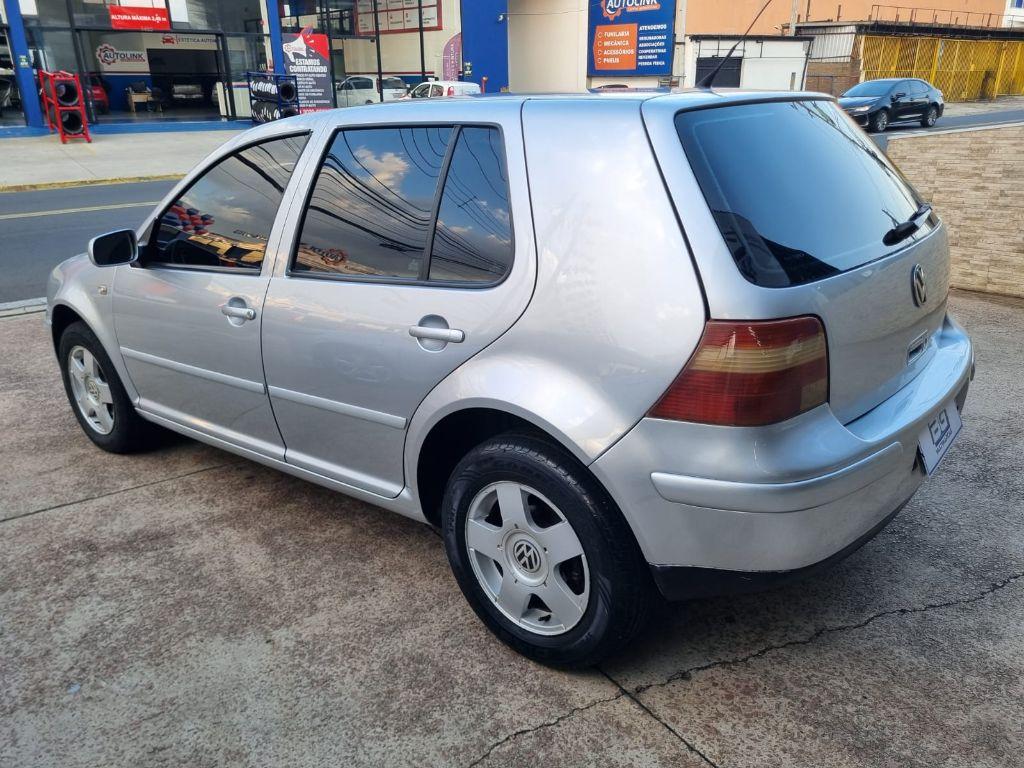 VOLKSWAGEN Golf - Foto