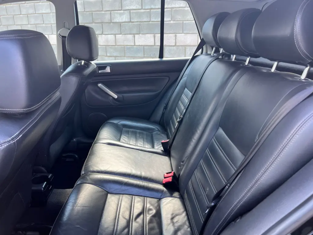 VOLKSWAGEN Golf - Foto