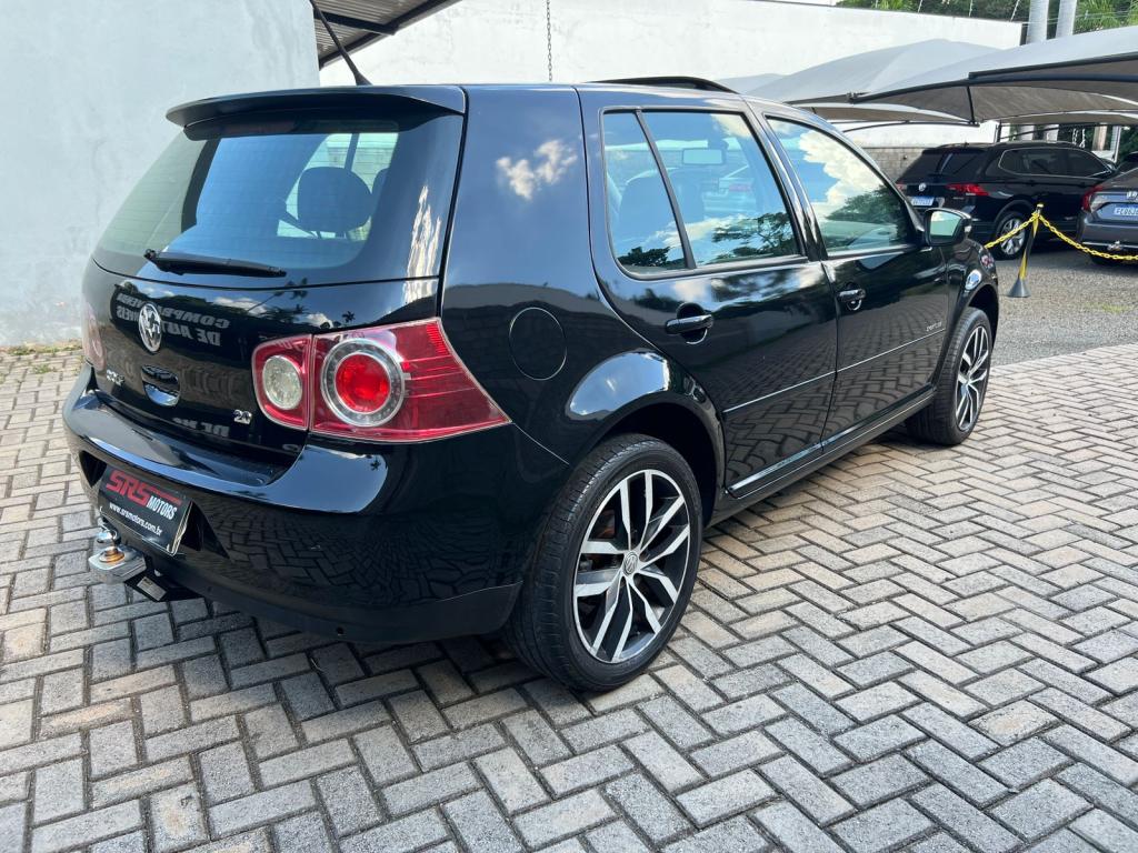 VOLKSWAGEN Golf - Foto