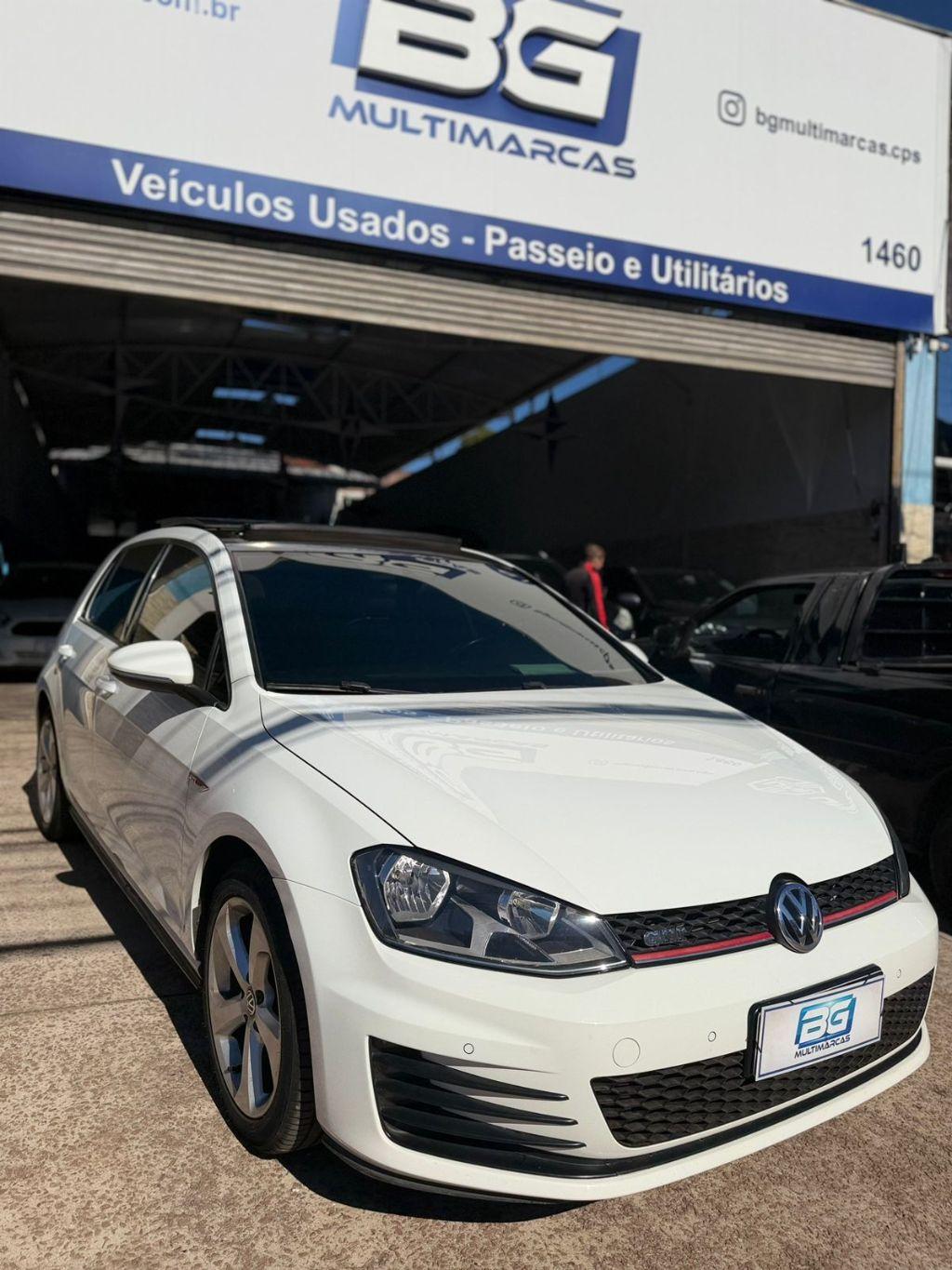 VOLKSWAGEN Golf - Foto