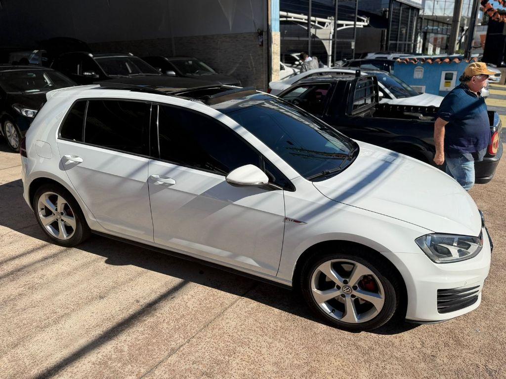 VOLKSWAGEN Golf - Foto