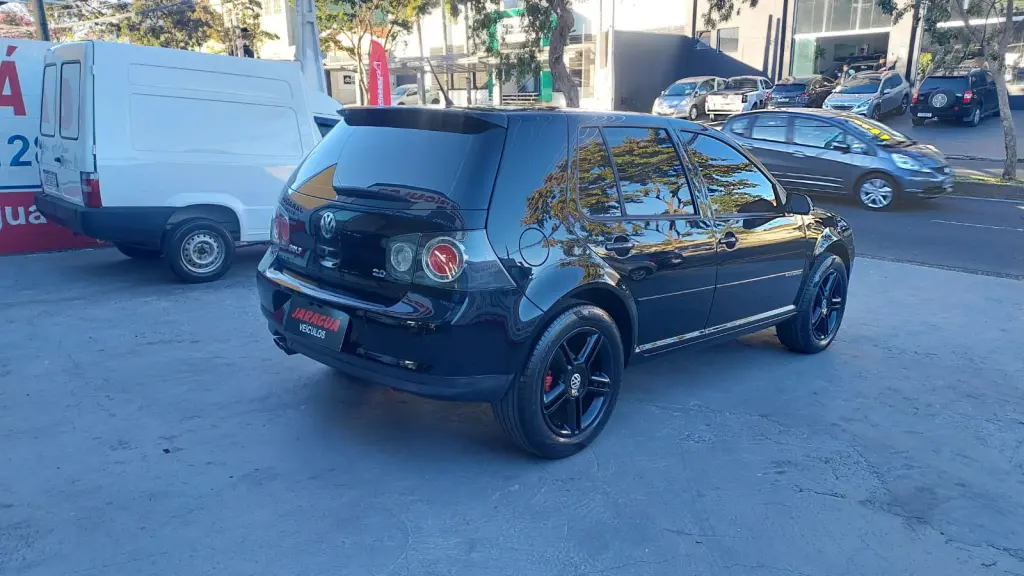 VOLKSWAGEN Golf - Foto