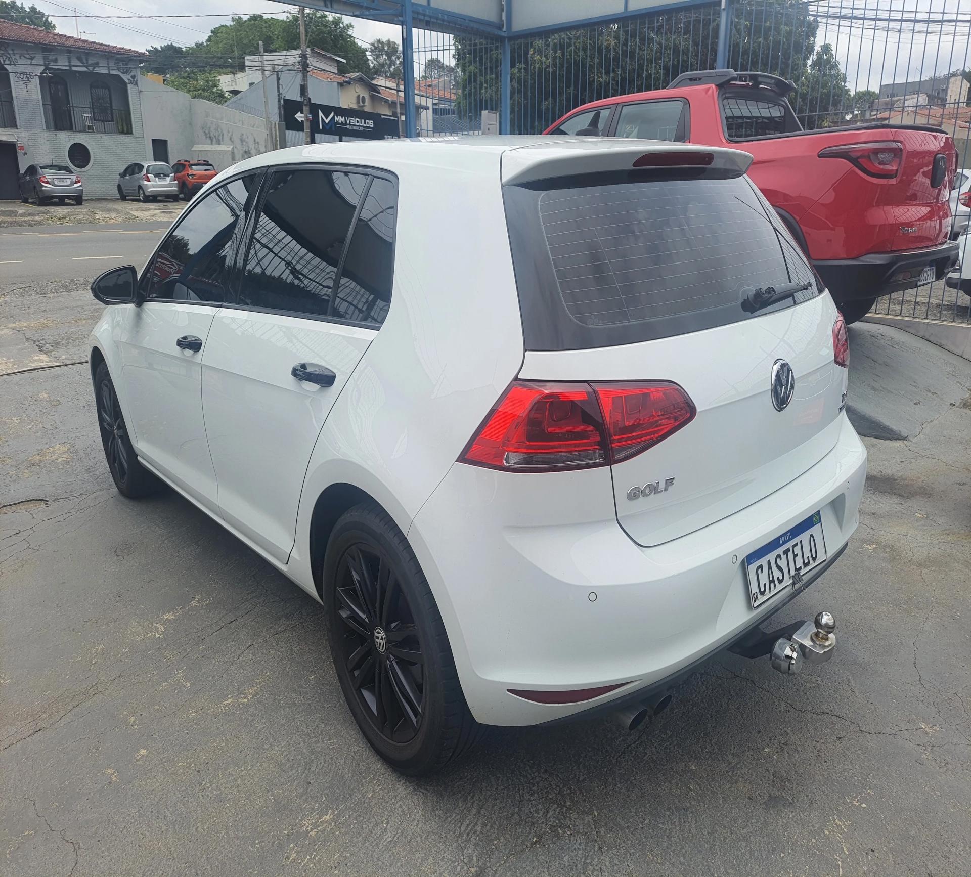 VOLKSWAGEN Golf - Foto