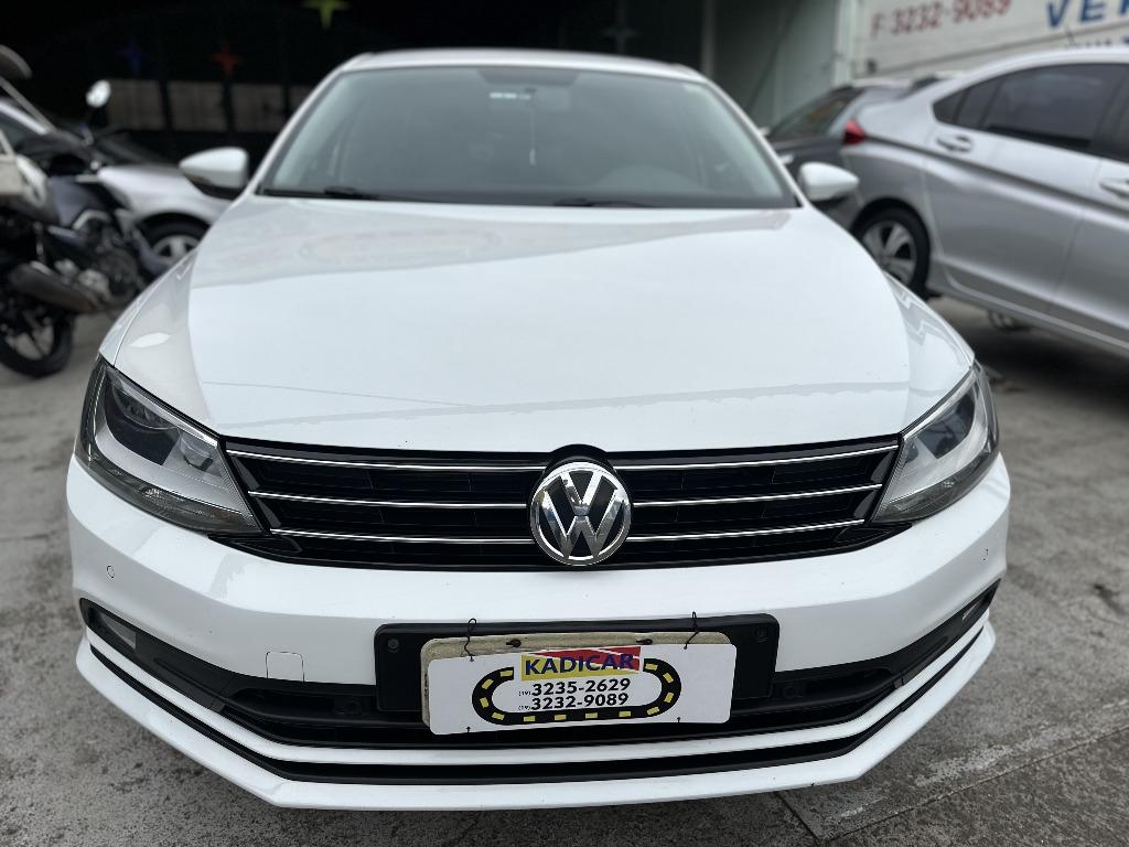 VOLKSWAGEN Jetta - Foto