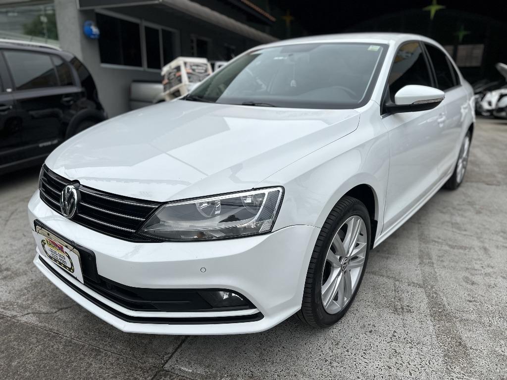 VOLKSWAGEN Jetta - Foto