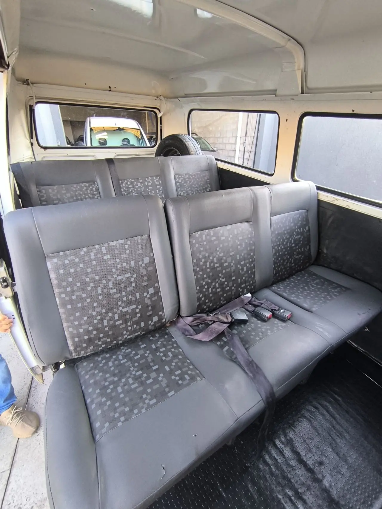 VOLKSWAGEN Kombi - Foto