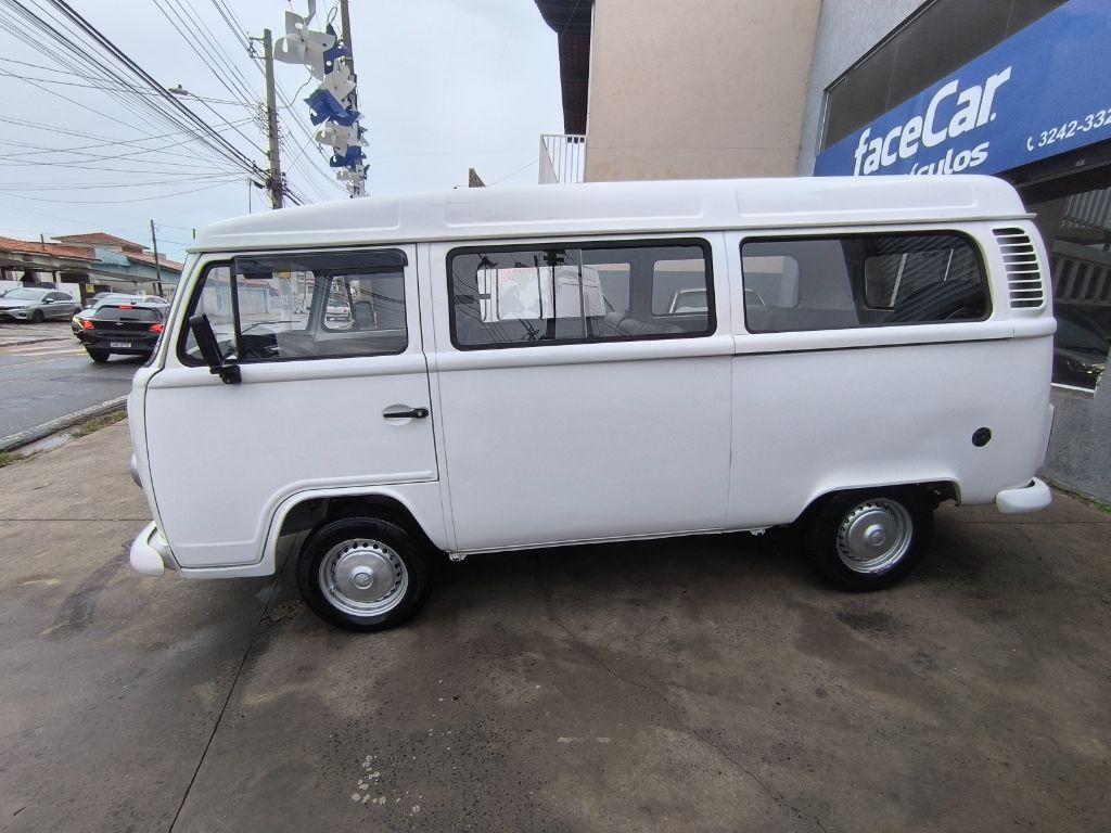 VOLKSWAGEN Kombi - Foto