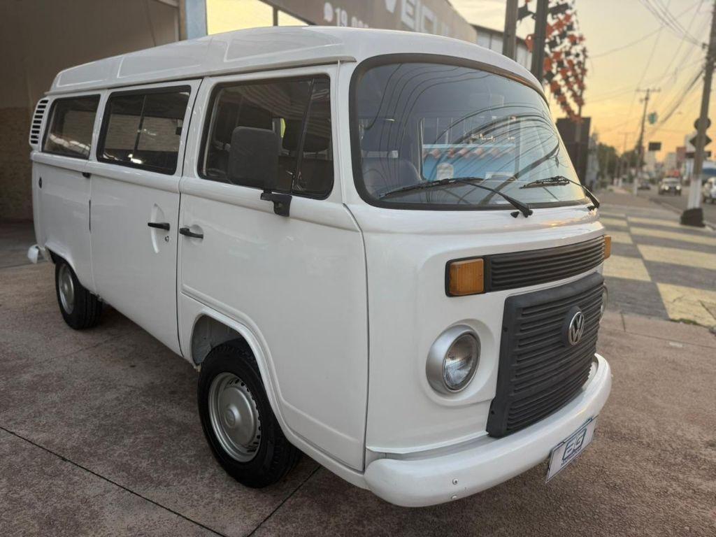 VOLKSWAGEN Kombi - Foto