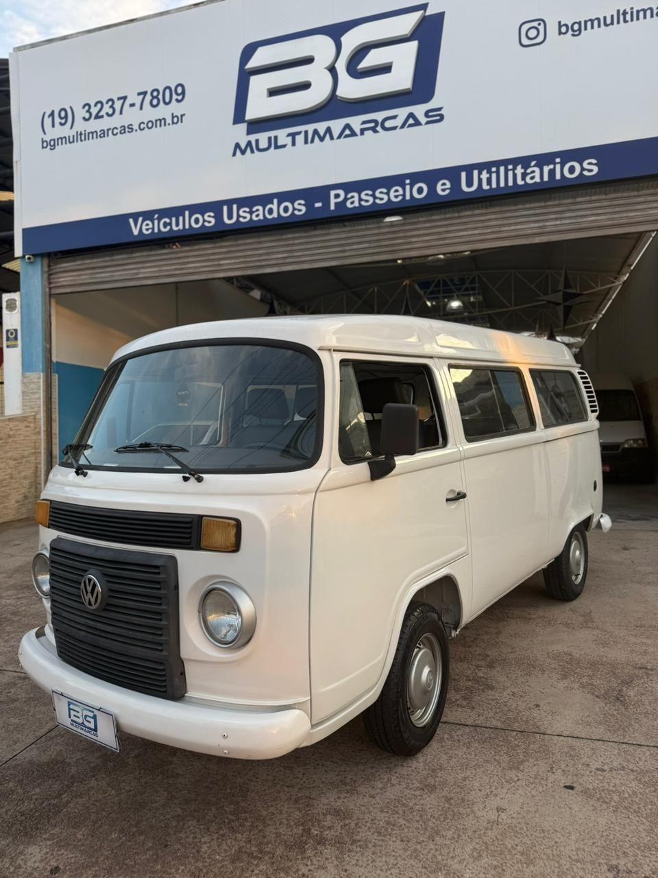 VOLKSWAGEN Kombi - Foto