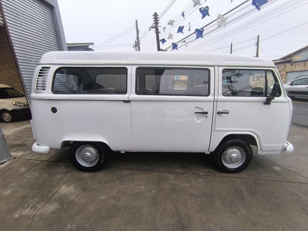 VOLKSWAGEN Kombi - Foto