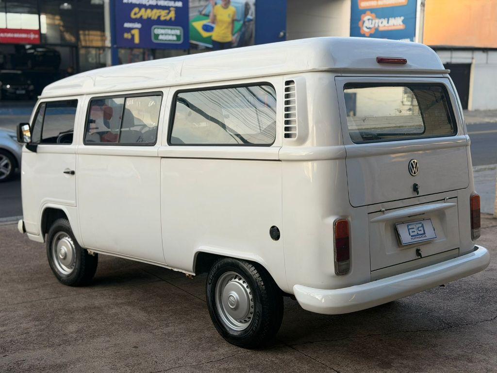 VOLKSWAGEN Kombi - Foto