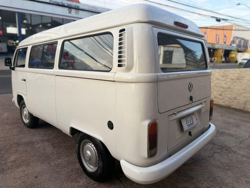 VOLKSWAGEN Kombi - Foto