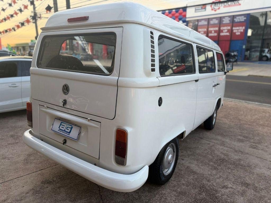 VOLKSWAGEN Kombi - Foto