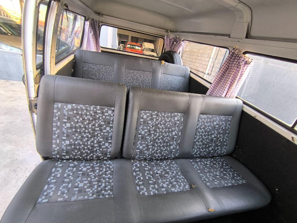 VOLKSWAGEN Kombi - Foto
