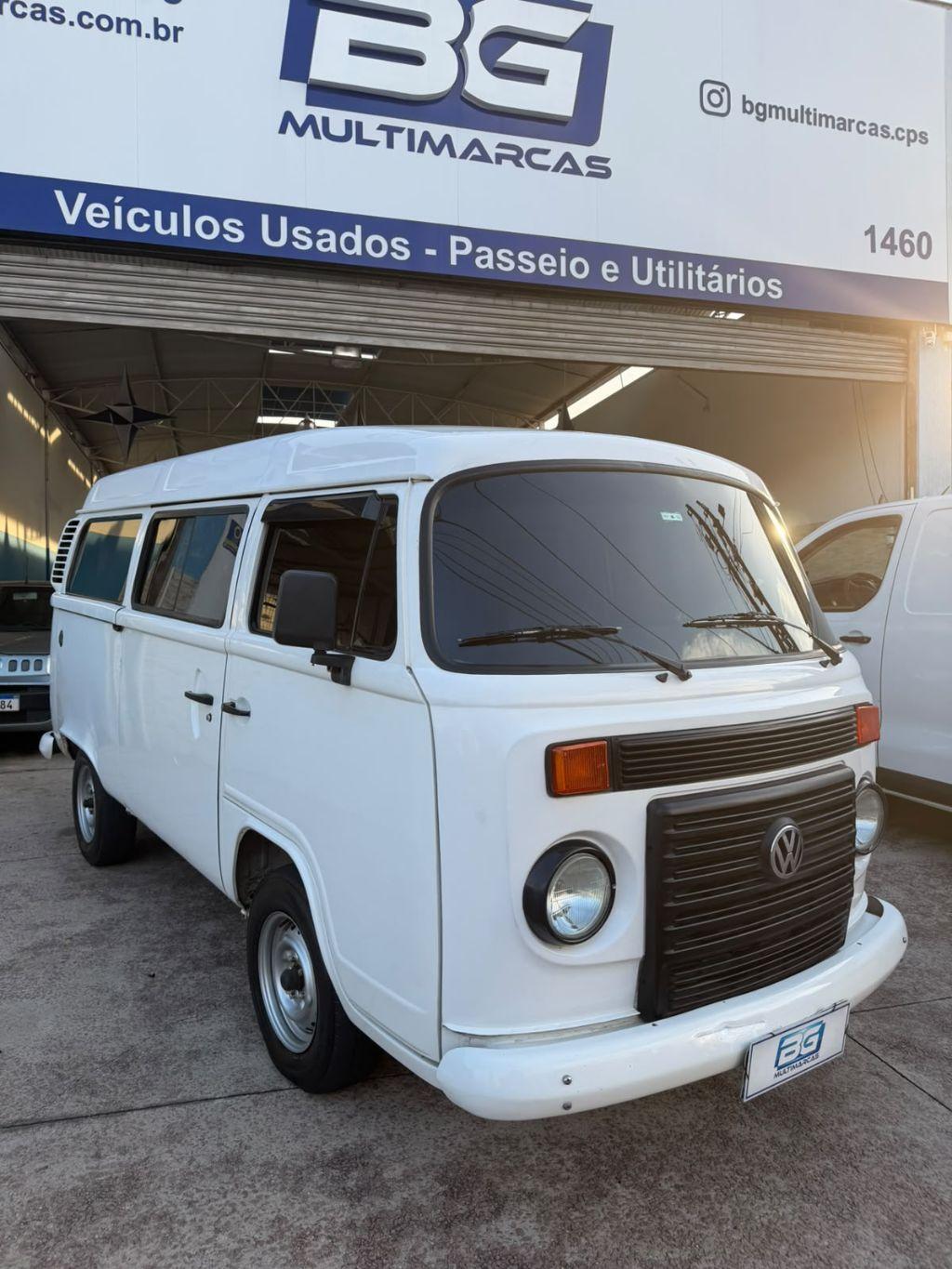 VOLKSWAGEN Kombi - Foto