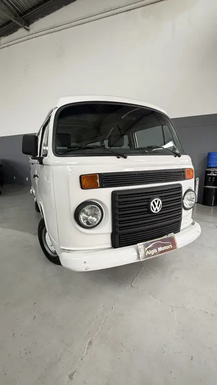 VOLKSWAGEN Kombi