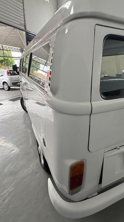 VOLKSWAGEN Kombi - Foto