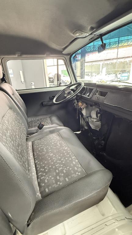 VOLKSWAGEN Kombi - Foto