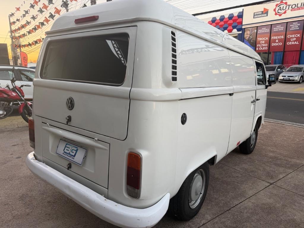 VOLKSWAGEN Kombi Furgão - Foto