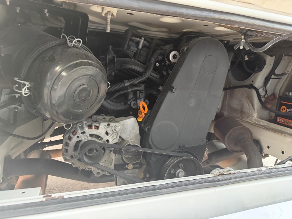 VOLKSWAGEN Kombi Furgão - Foto