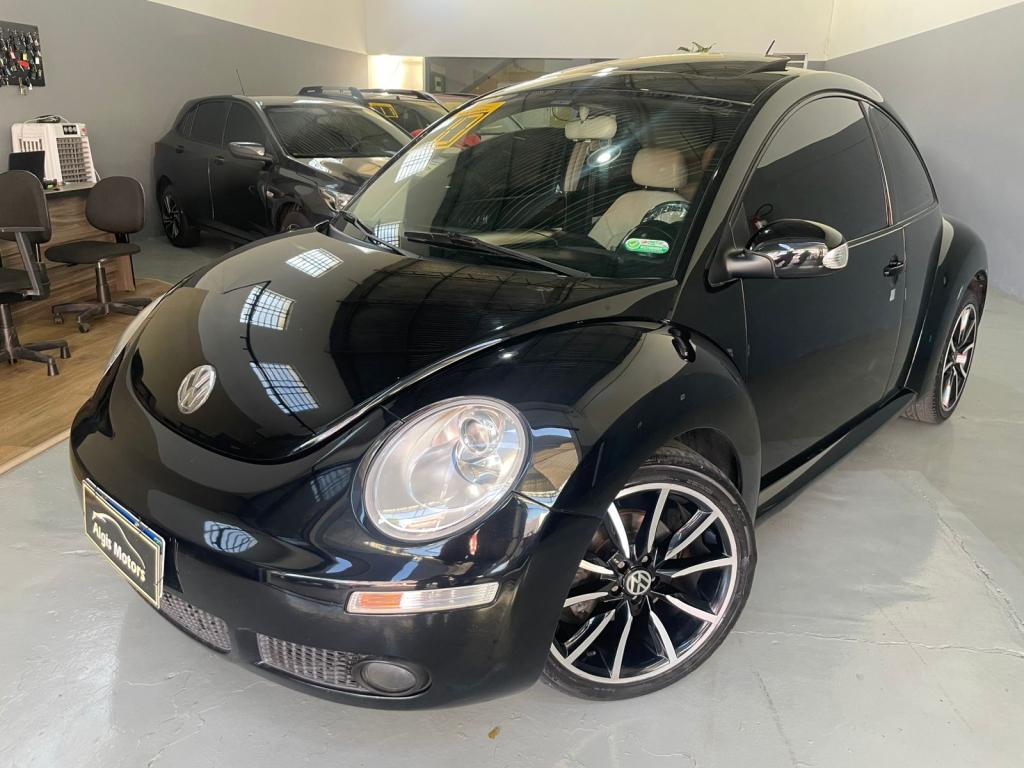 VOLKSWAGEN New Beetle