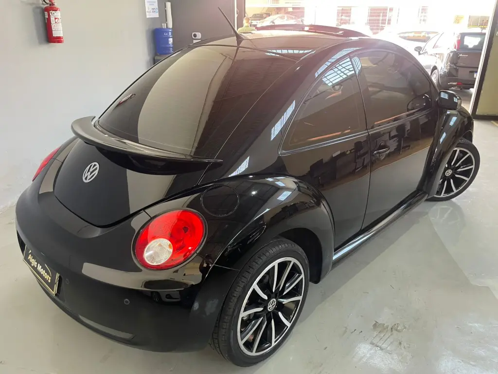 VOLKSWAGEN New Beetle - Foto