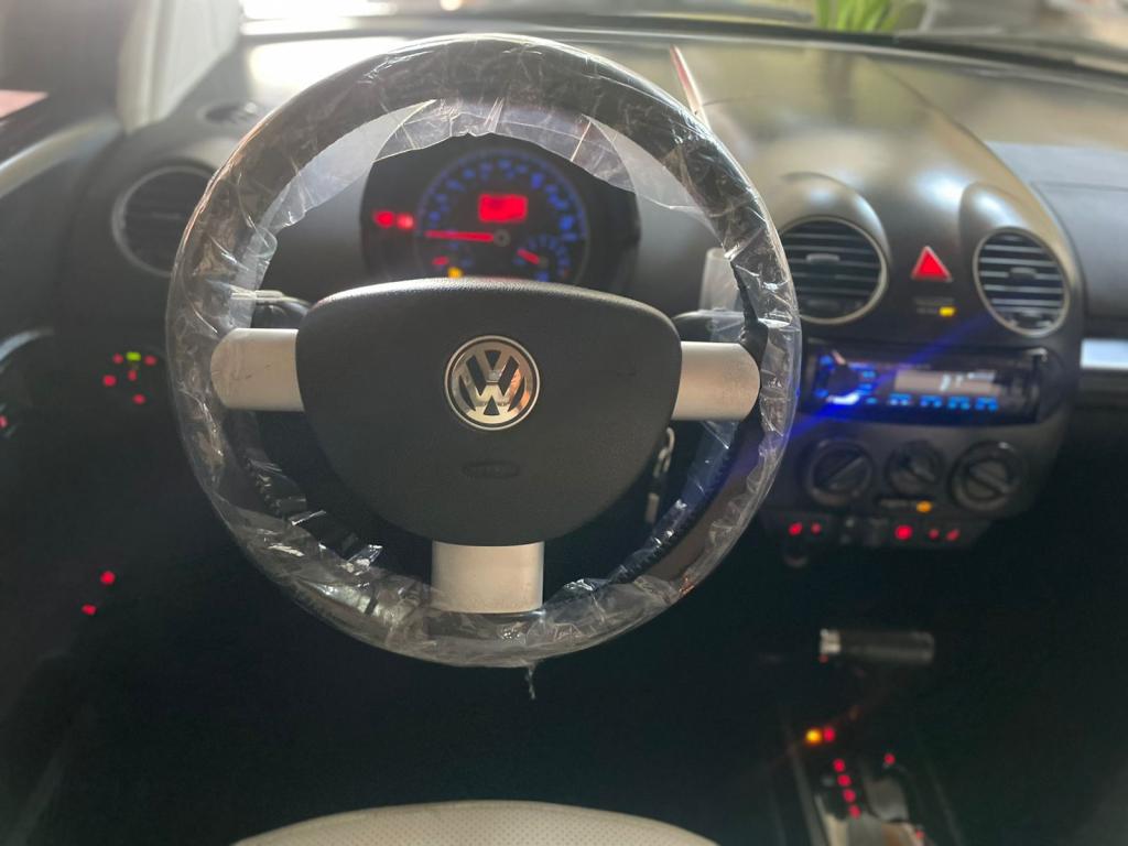 VOLKSWAGEN New Beetle - Foto
