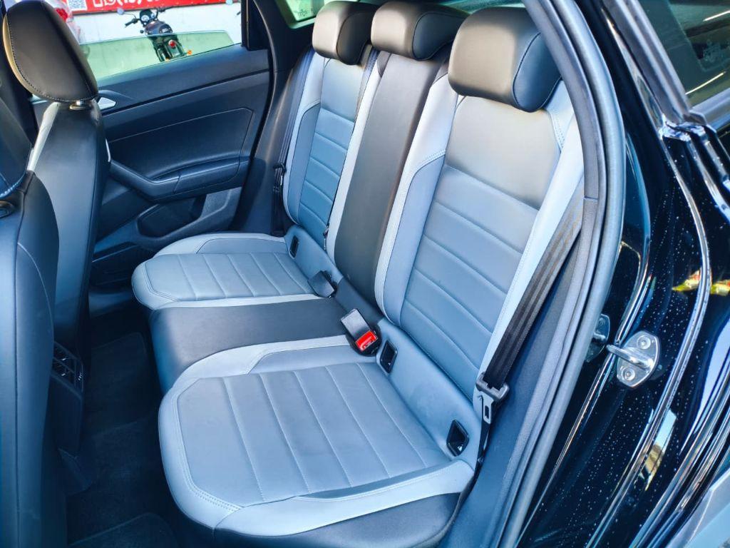 VOLKSWAGEN Nivus - Foto