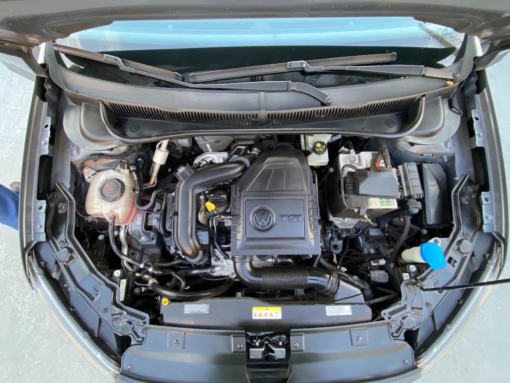 VOLKSWAGEN Nivus - Miniatura