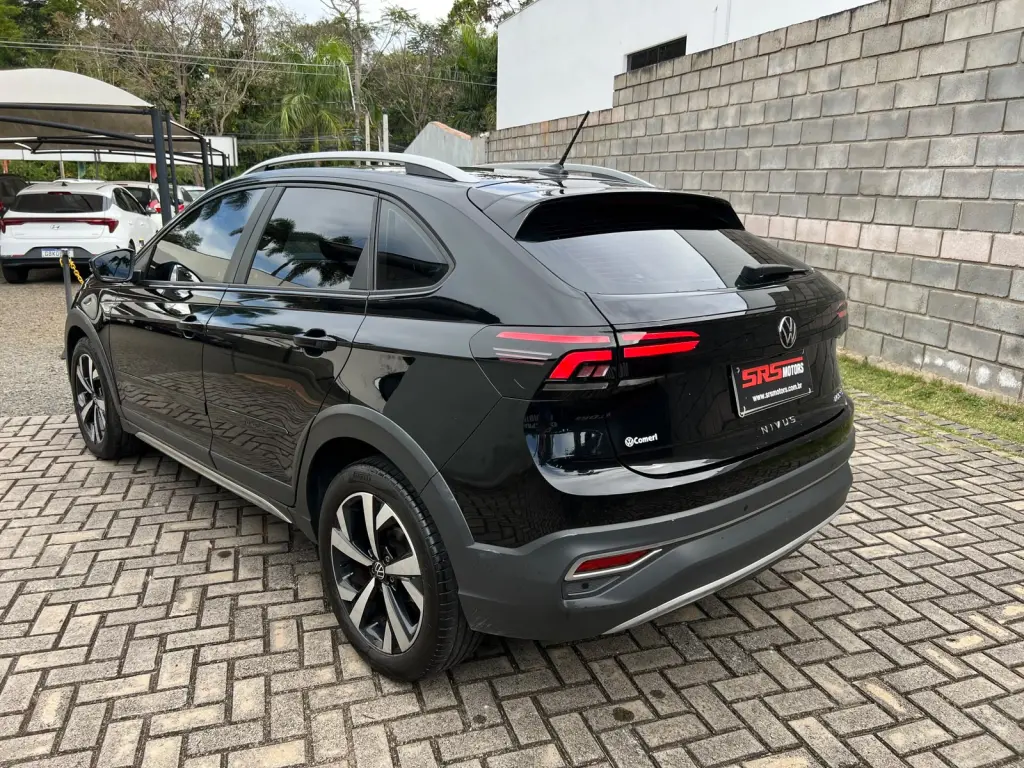 VOLKSWAGEN Nivus - Foto