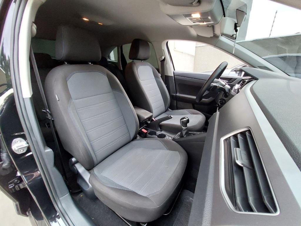 VOLKSWAGEN Nivus - Foto