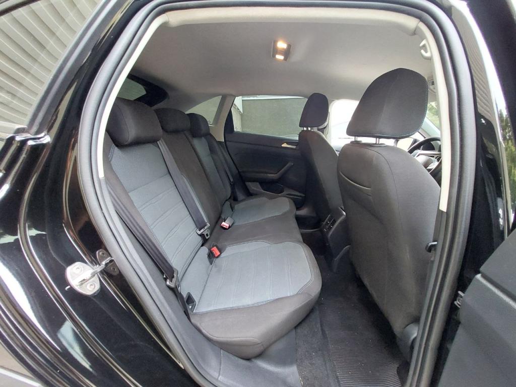 VOLKSWAGEN Nivus - Foto