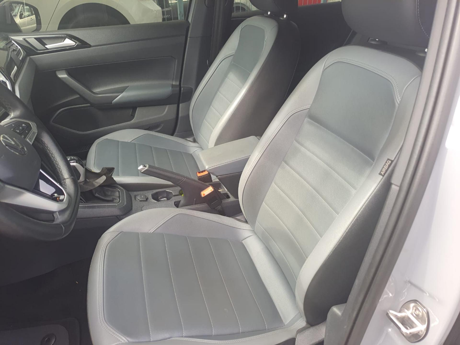 VOLKSWAGEN Nivus - Foto