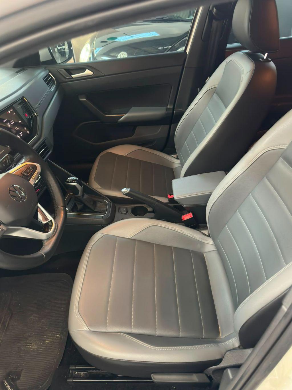 VOLKSWAGEN Nivus - Foto