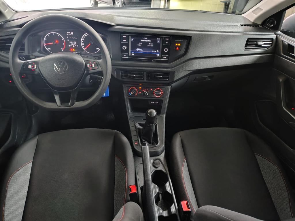 VOLKSWAGEN Polo Hatch - Foto