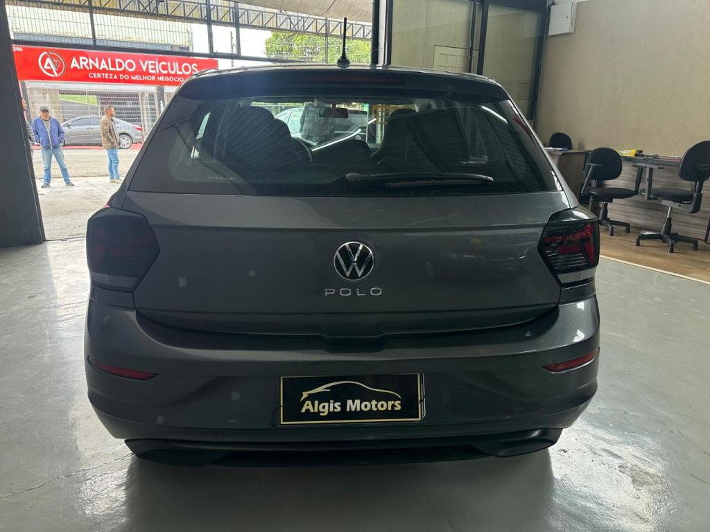 VOLKSWAGEN Polo Hatch - Foto
