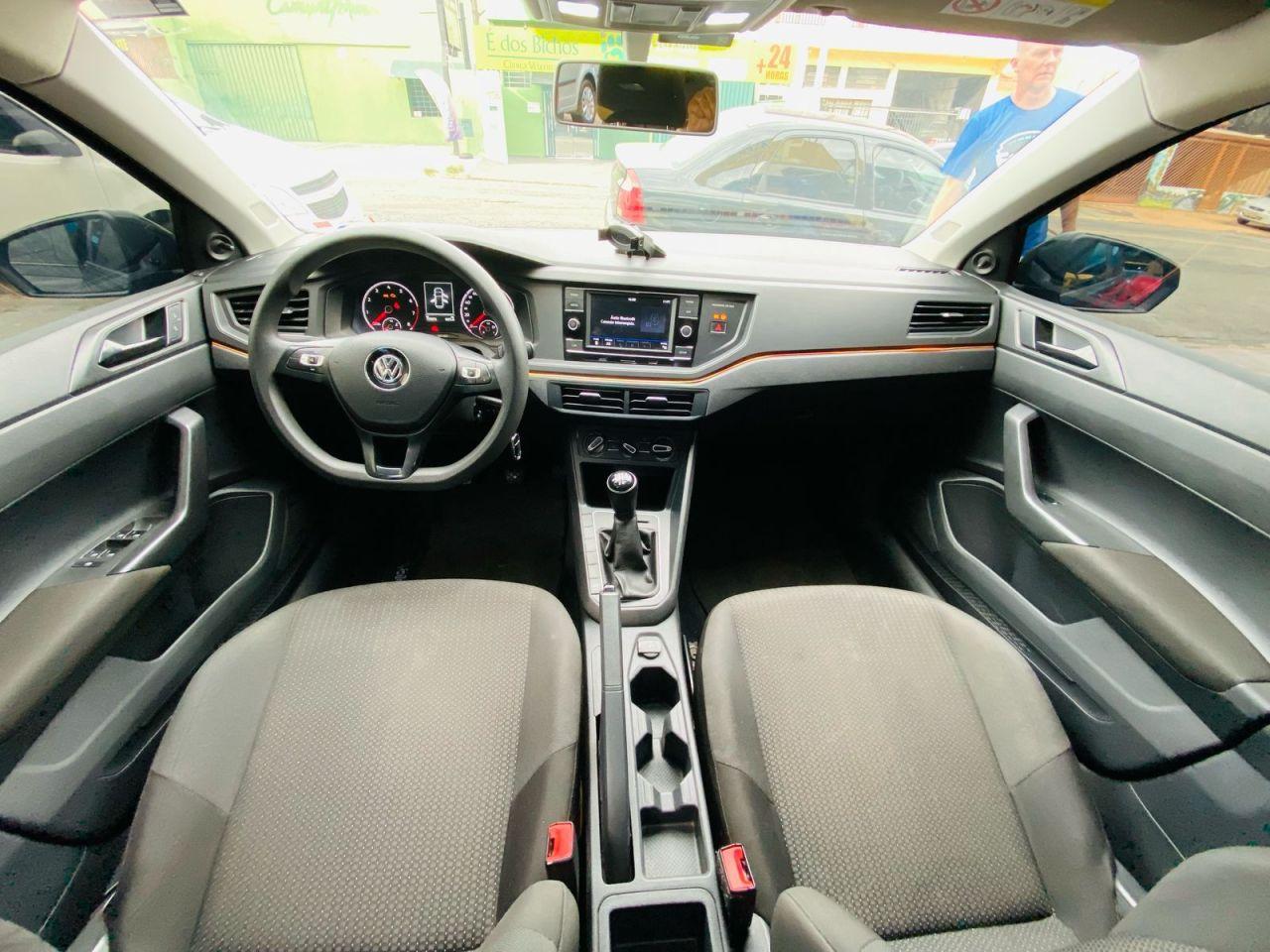 VOLKSWAGEN Polo Hatch - Foto