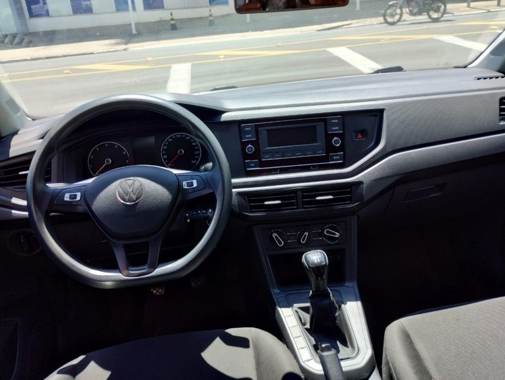 VOLKSWAGEN Polo Hatch - Foto