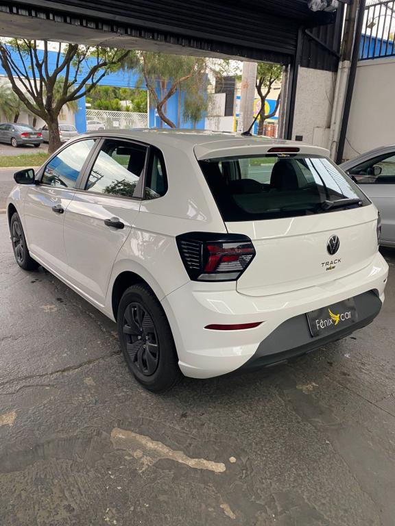 VOLKSWAGEN Polo Hatch - Foto