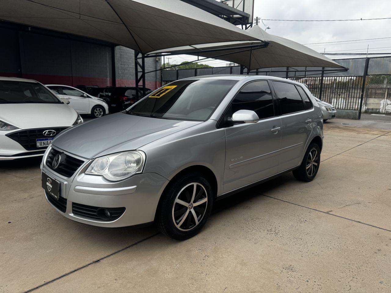 VOLKSWAGEN Polo Hatch - Foto