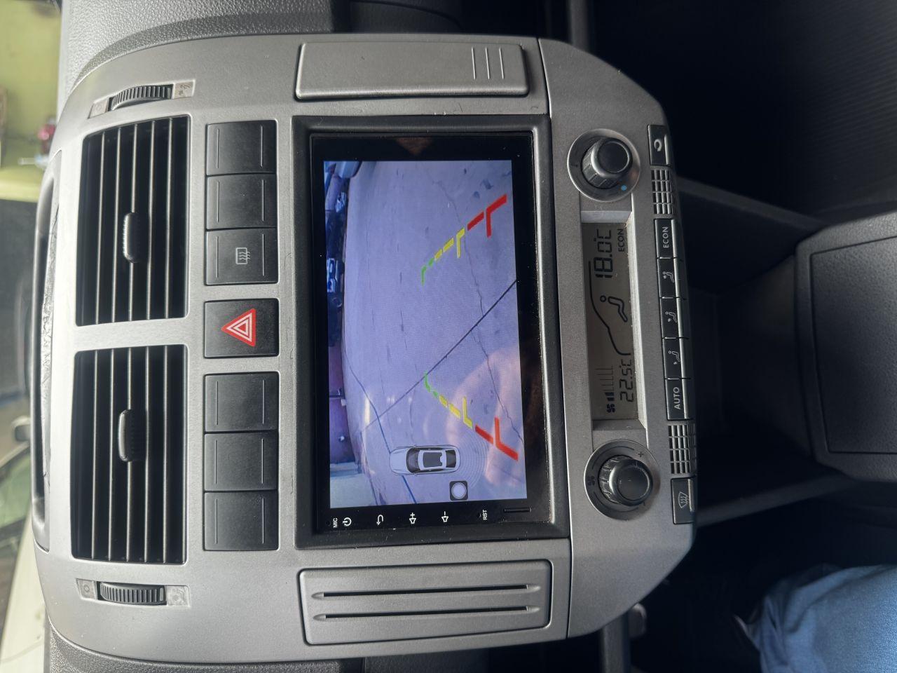 VOLKSWAGEN Polo Hatch - Foto