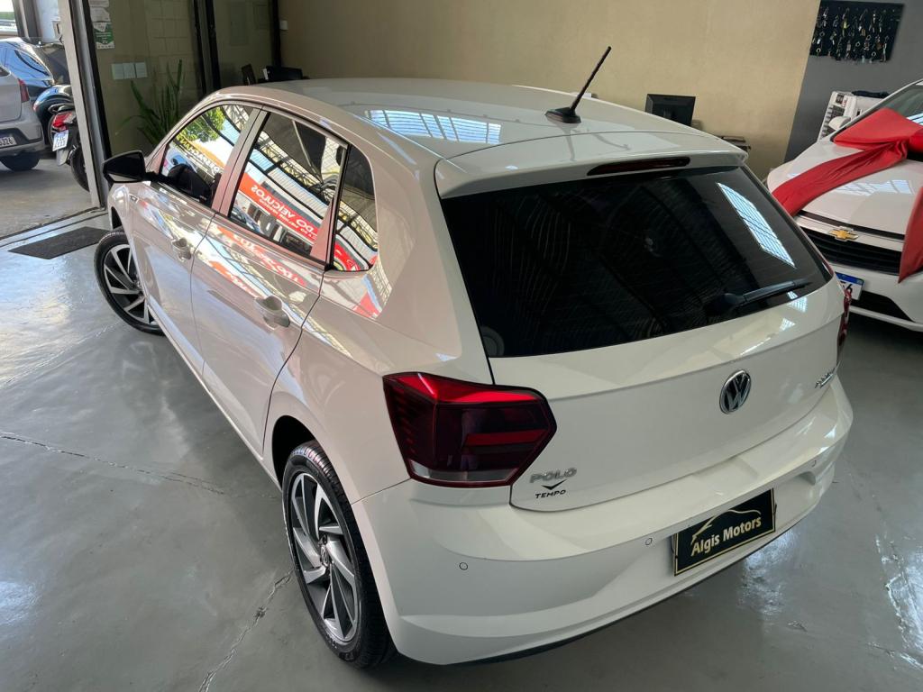 VOLKSWAGEN Polo Hatch - Foto