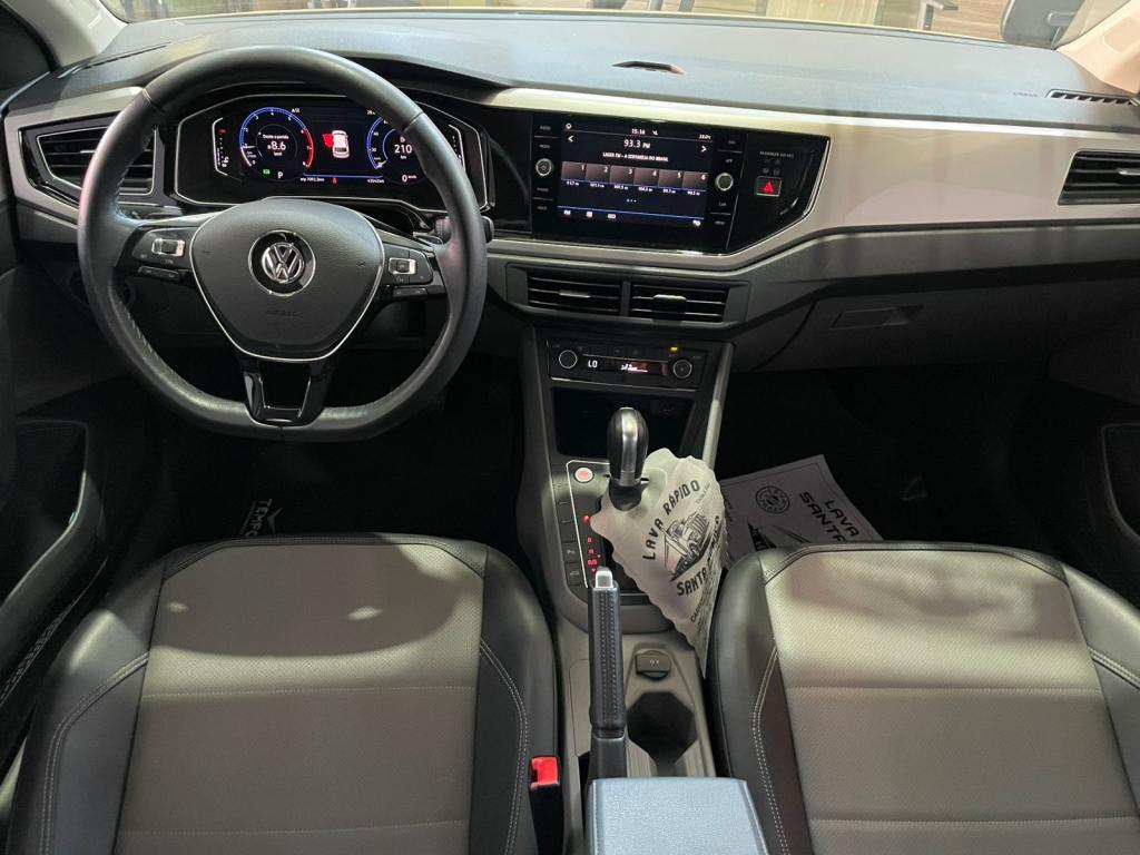 VOLKSWAGEN Polo Hatch - Foto