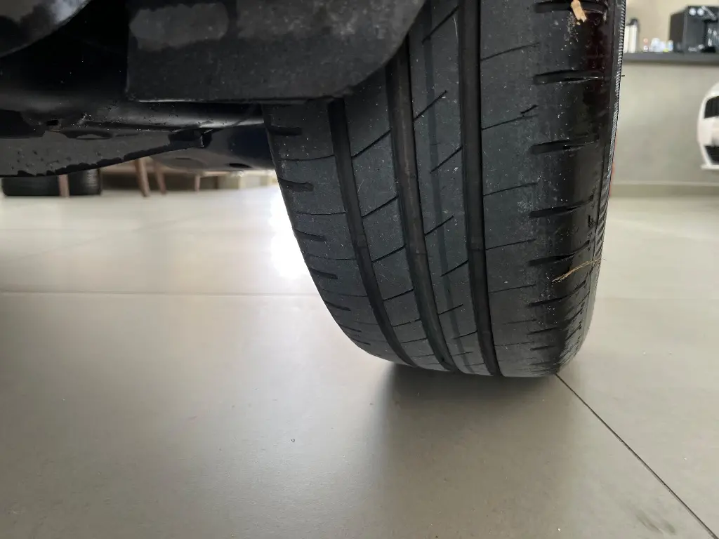 VOLKSWAGEN Polo Hatch - Foto