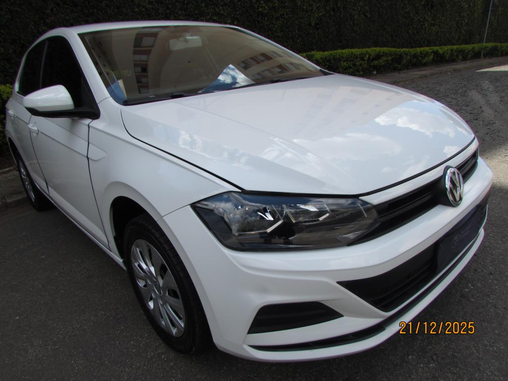 VOLKSWAGEN Polo Hatch - Foto