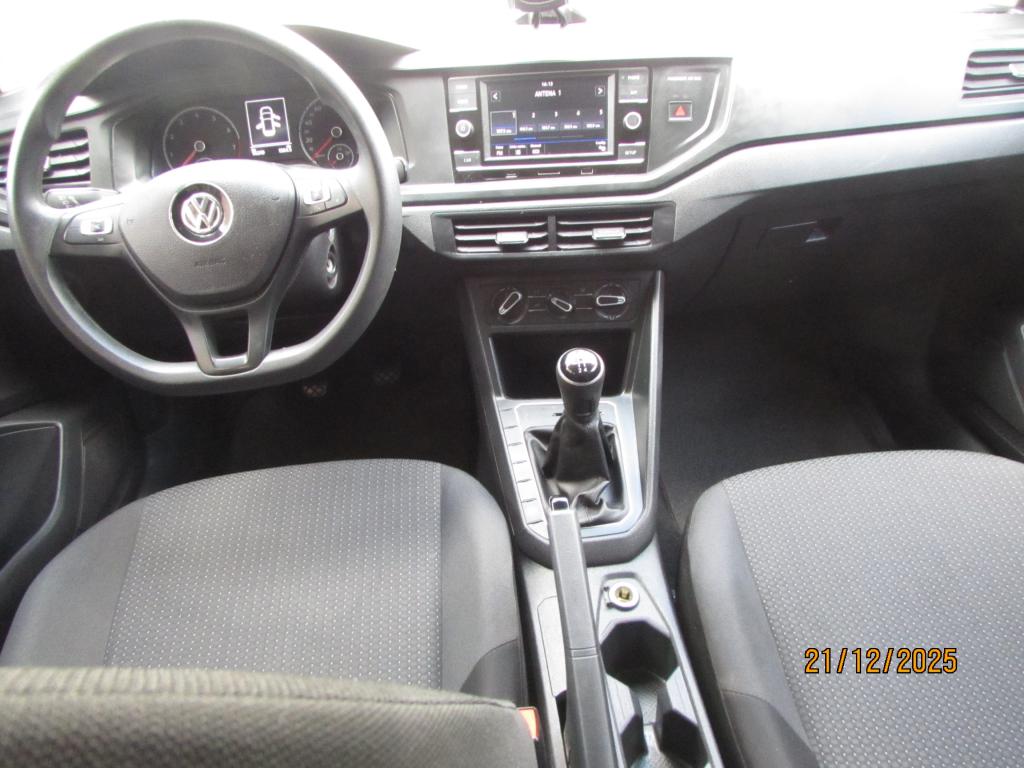VOLKSWAGEN Polo Hatch - Foto