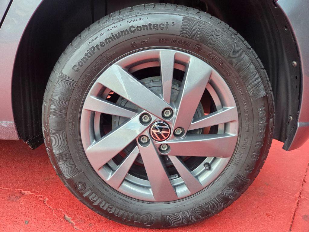 VOLKSWAGEN Polo Hatch - Foto
